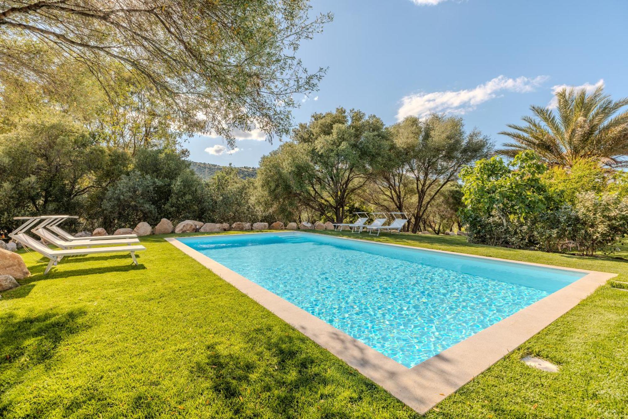 شقة Stazzo San Teodoro La Quercia Piscina Condivisa المظهر الخارجي الصورة